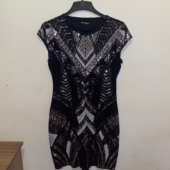 Express Dresses & Skirts - Express party dress